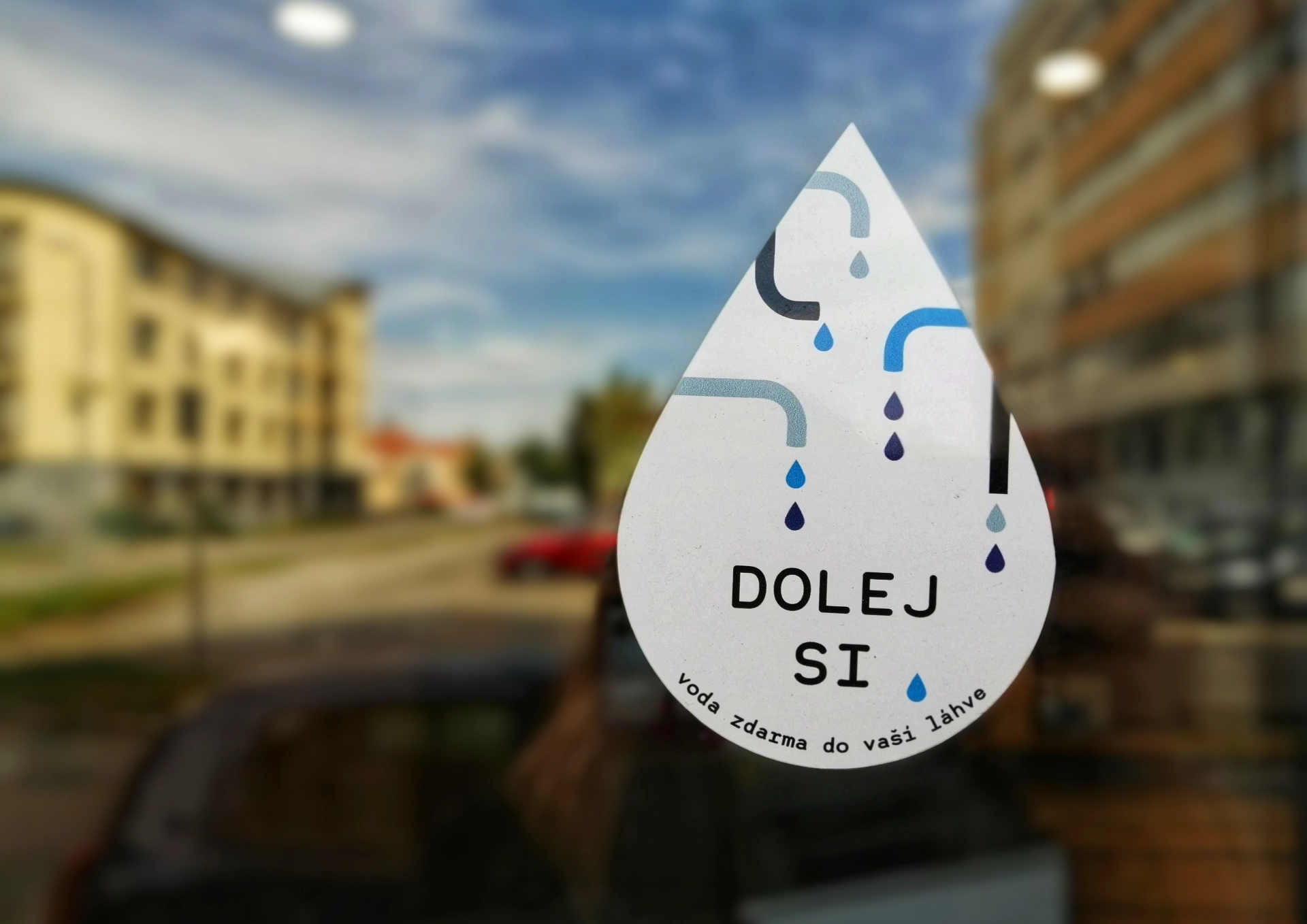 Dolej si