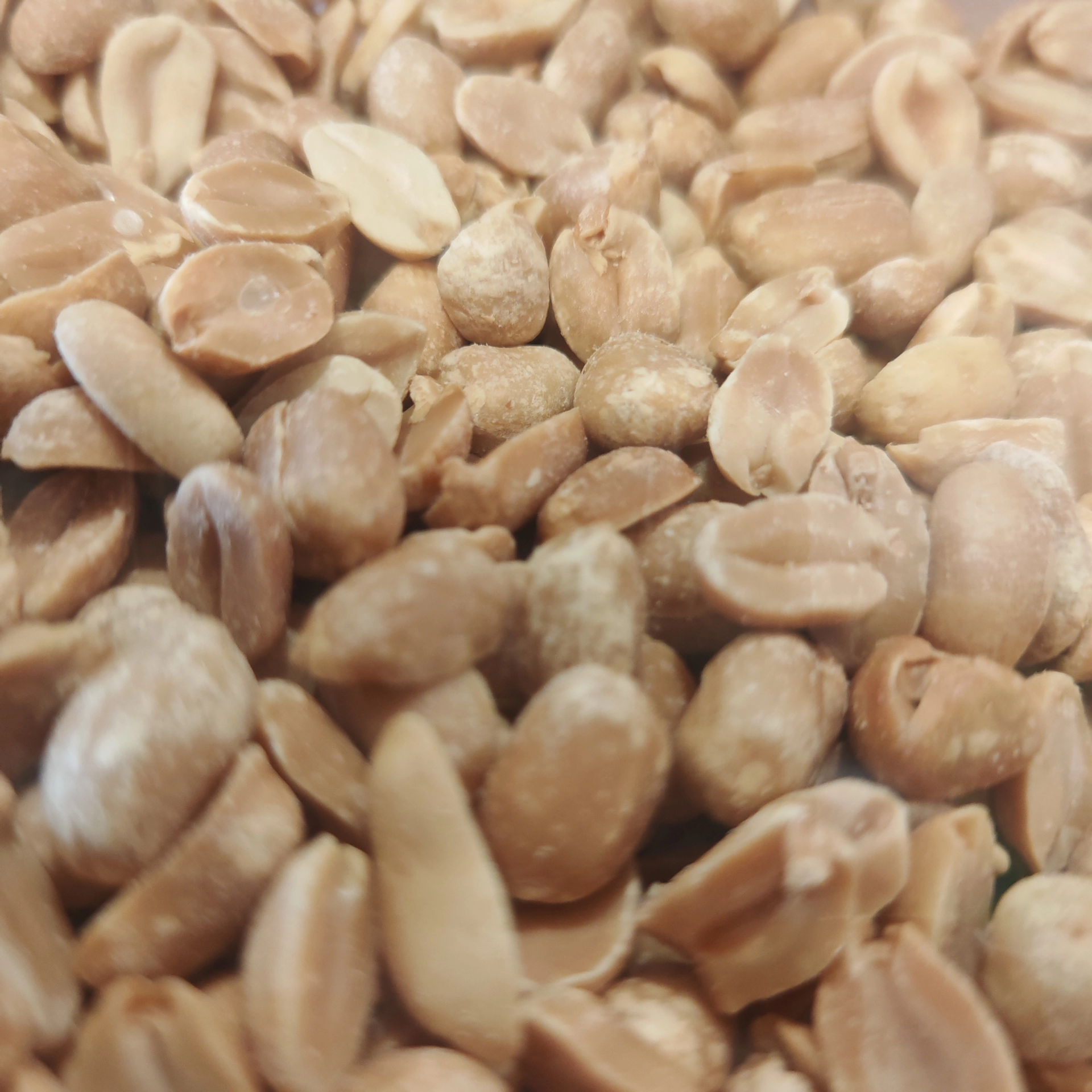 Arašídy pražené nesolené