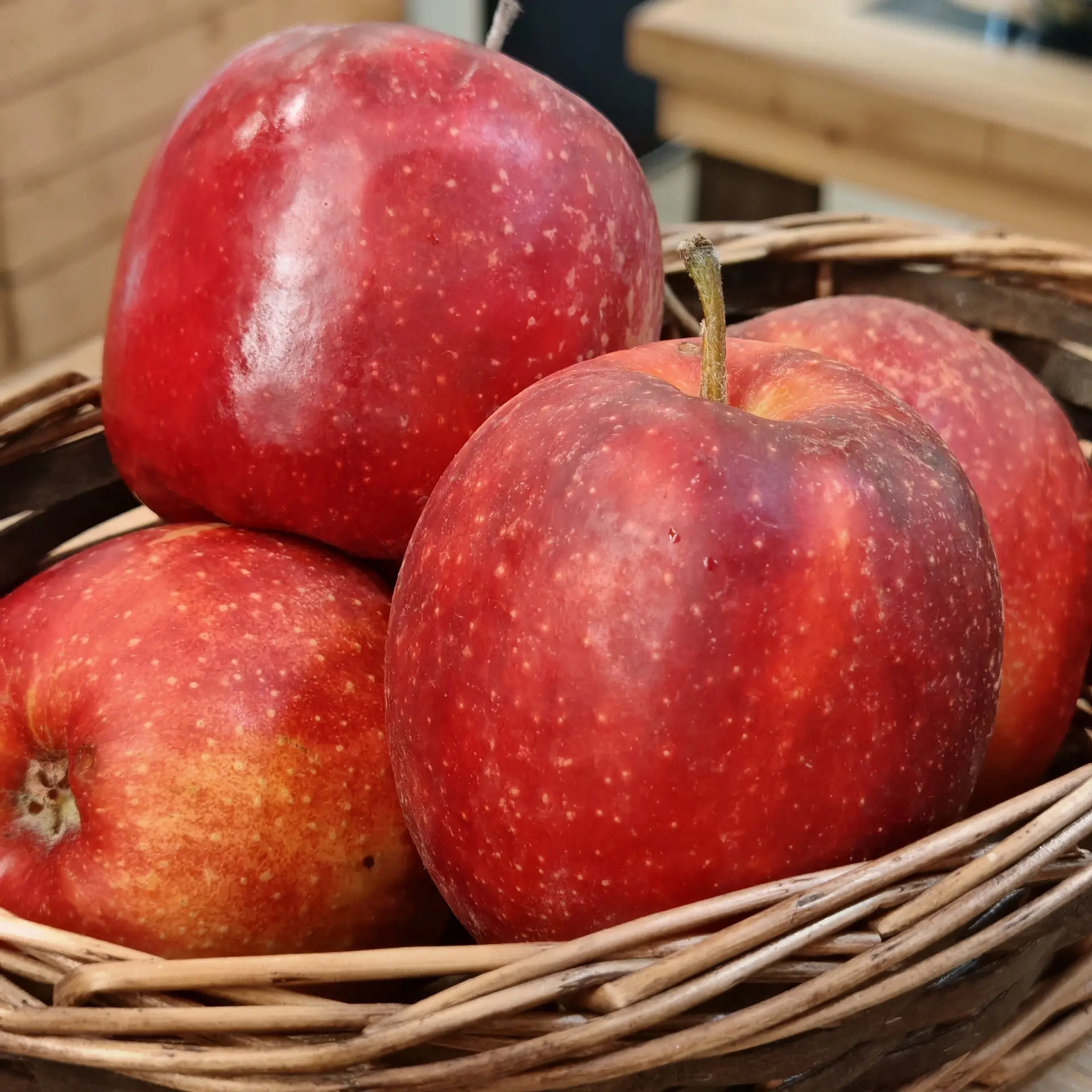 Jablka Red Jonaprince BIO